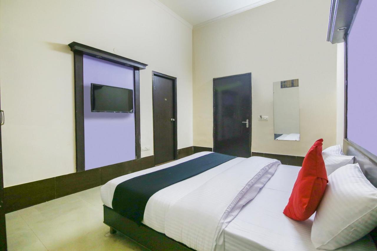 Capital O 68148 Hotel Shree Jee Palace Ghaziabad Exterior photo