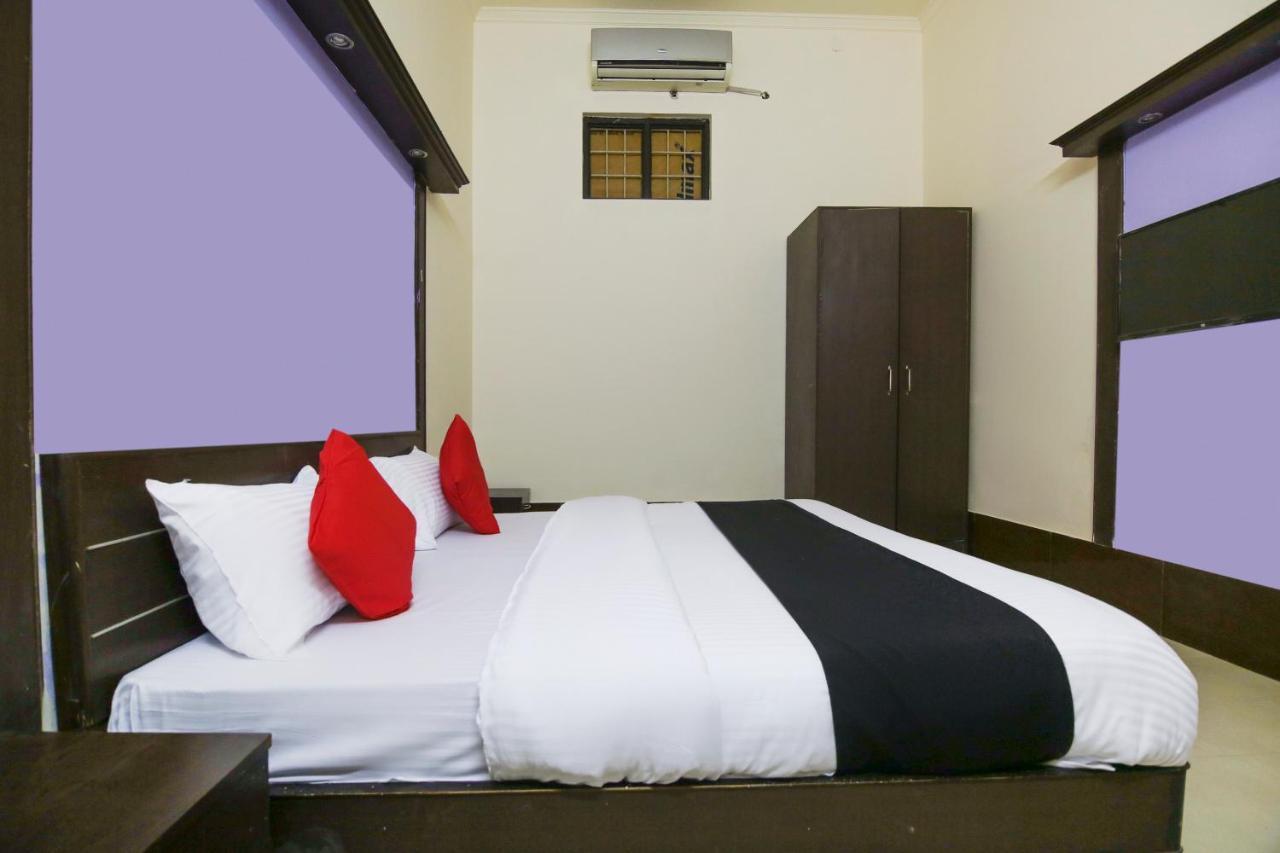 Capital O 68148 Hotel Shree Jee Palace Ghaziabad Exterior photo